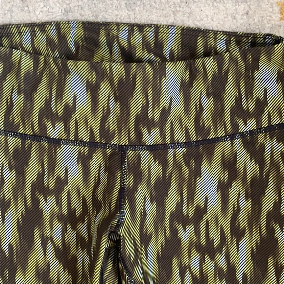 Lululemon leggings - Picture 2 of 3